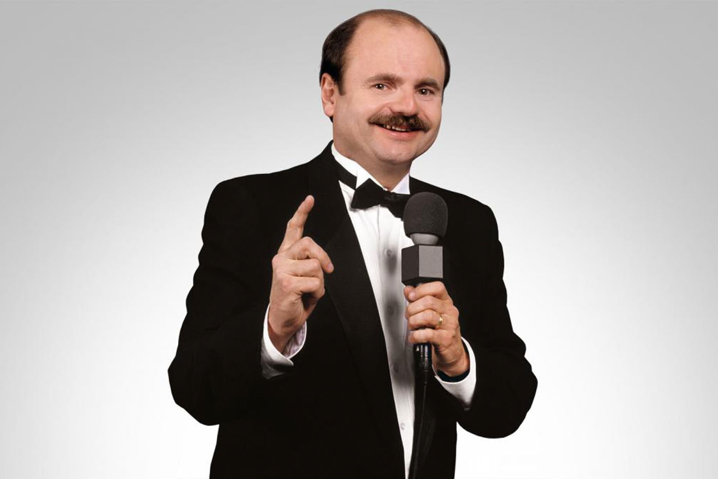 wwe-howard-finkel.jpg