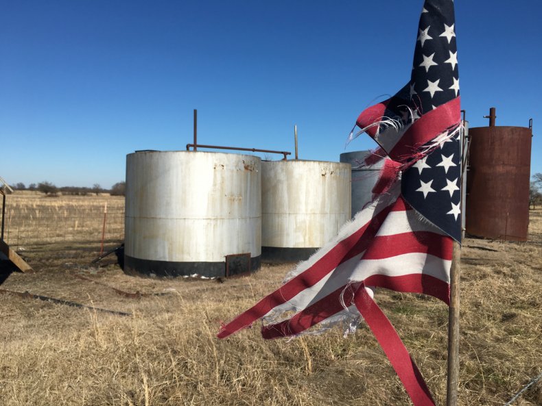 crude oil price crash storage