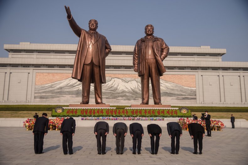 north, korea, day, sun, statues, pyongyang