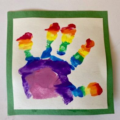 Prince Louis Rainbow Handprint Marks Birthday Prince Louis Rainbow Handprint Marks Birthday