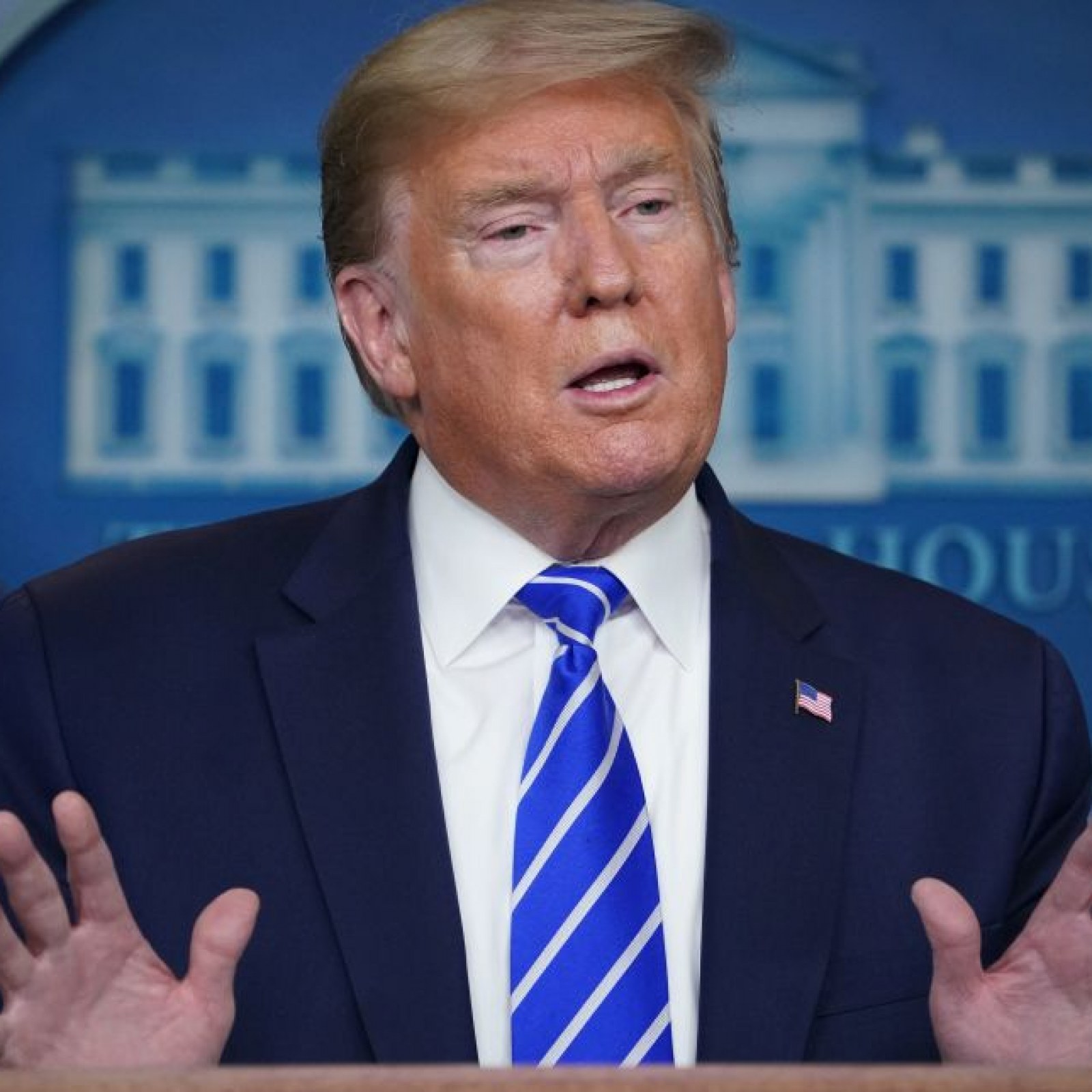 Comedian Sarah Cooper S Latest Tiktok Spoofs Donald Trump S Injection Speculation