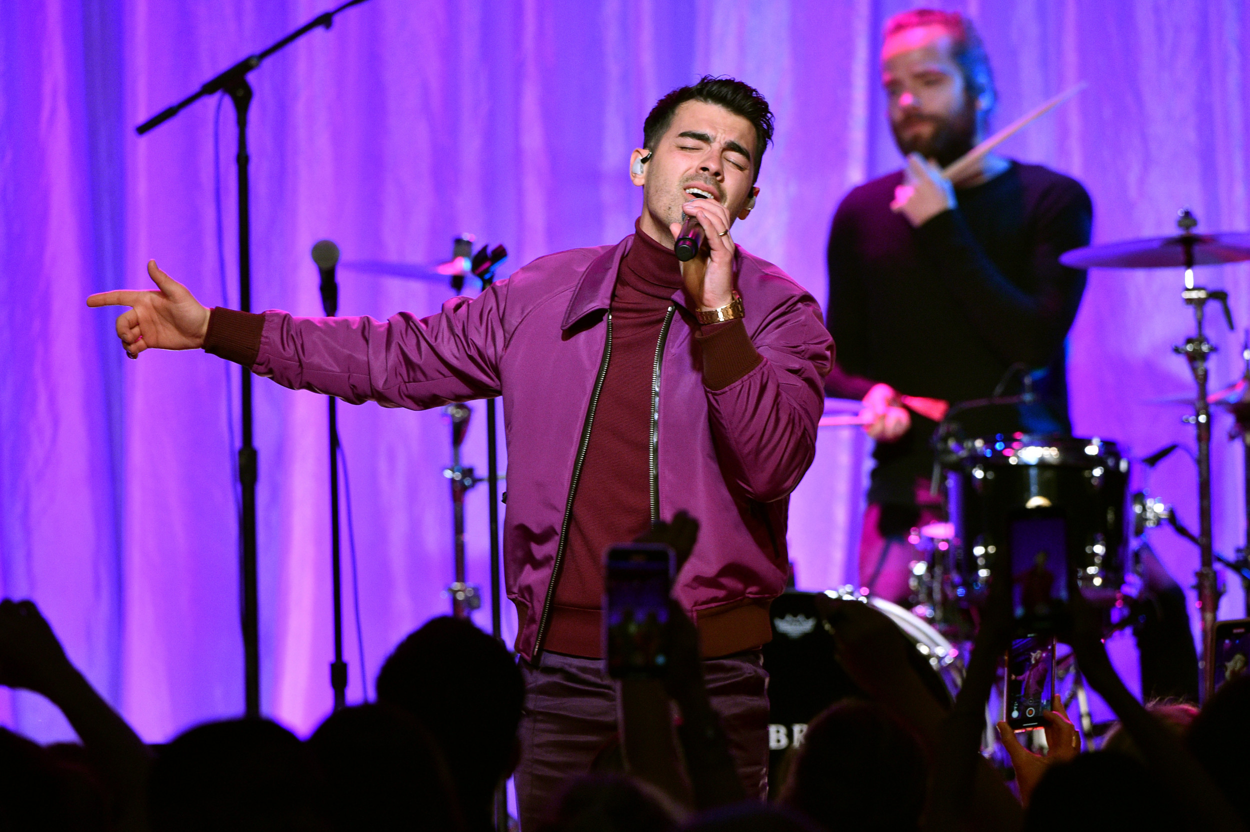 How To Watch Joe Jonas Eat Up The Small Screen In His New Quibi Show Cup Of Joe