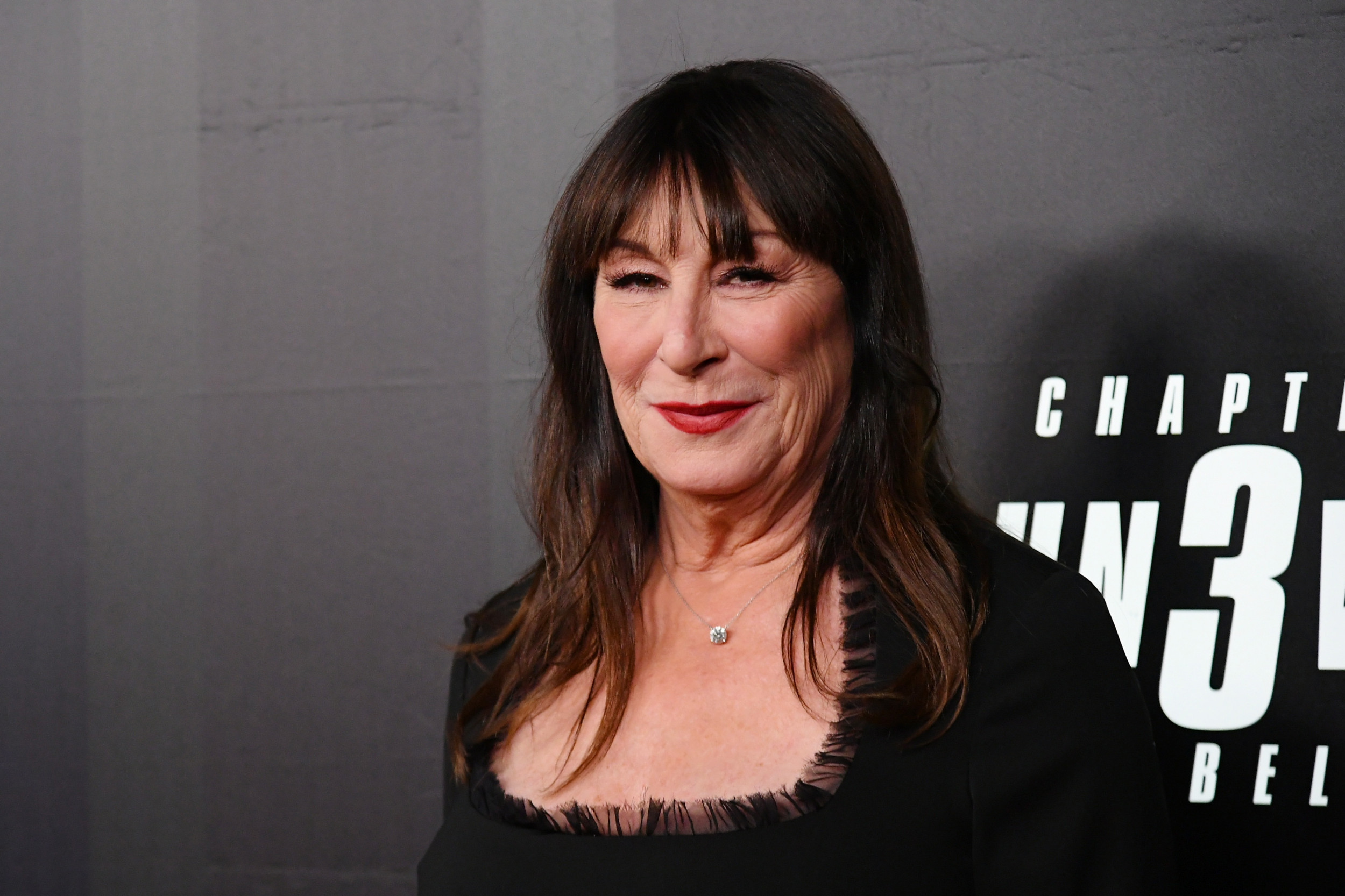 Exclusive: Oscar-Winning Actress Anjelica Huston Urges National Institutes  of Health to Stop 'Cruel' Animal Experiments