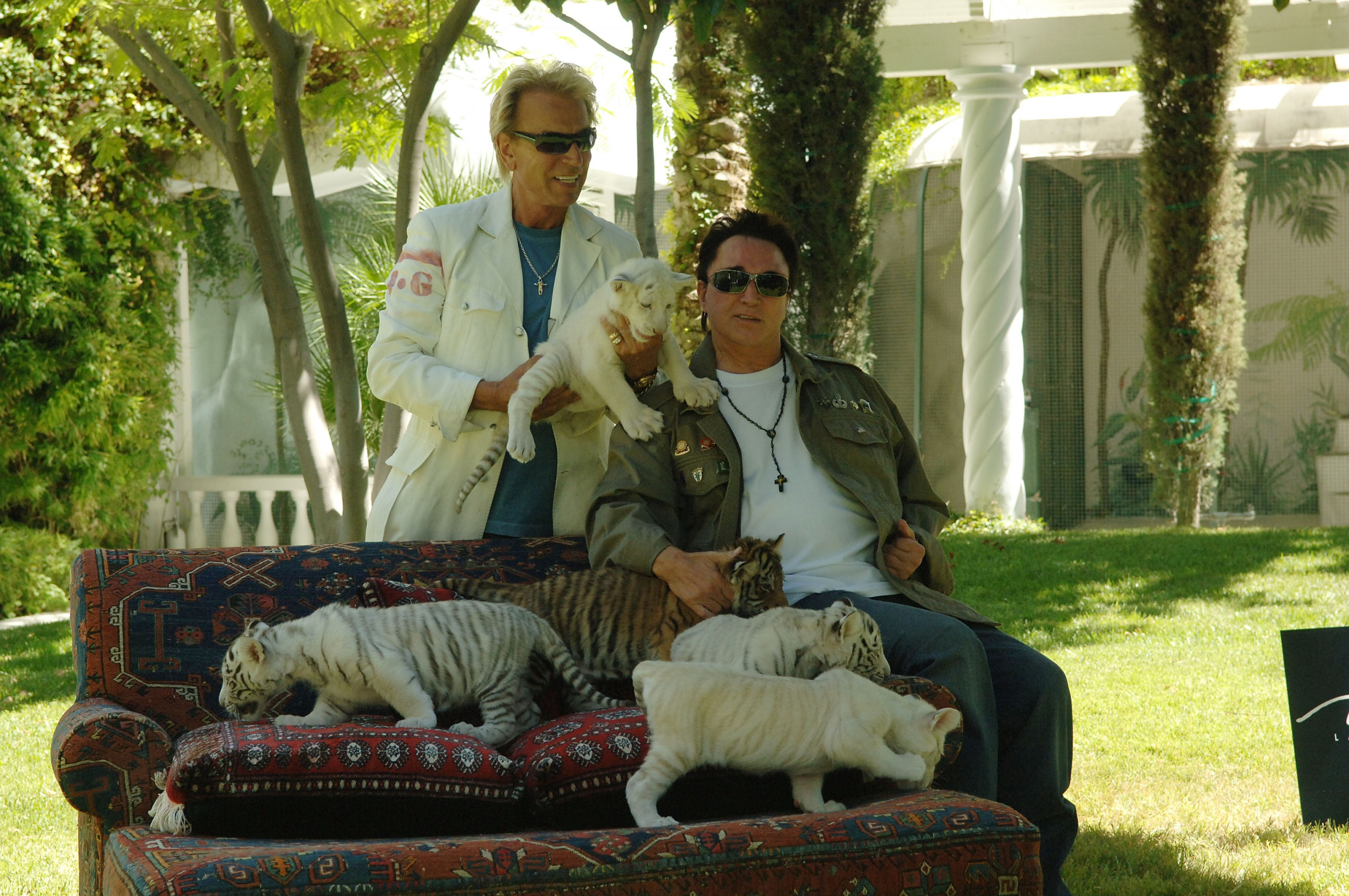 siegfried and roy stuffed tiger