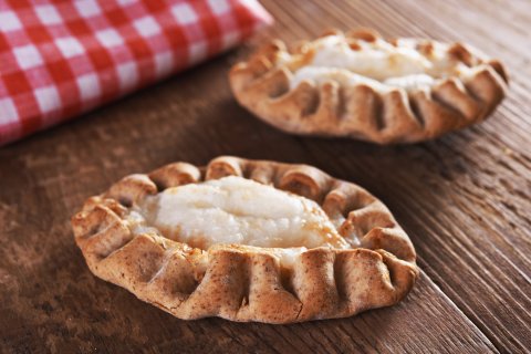 CUL_Uncharted_Food_Karelian Pasty
