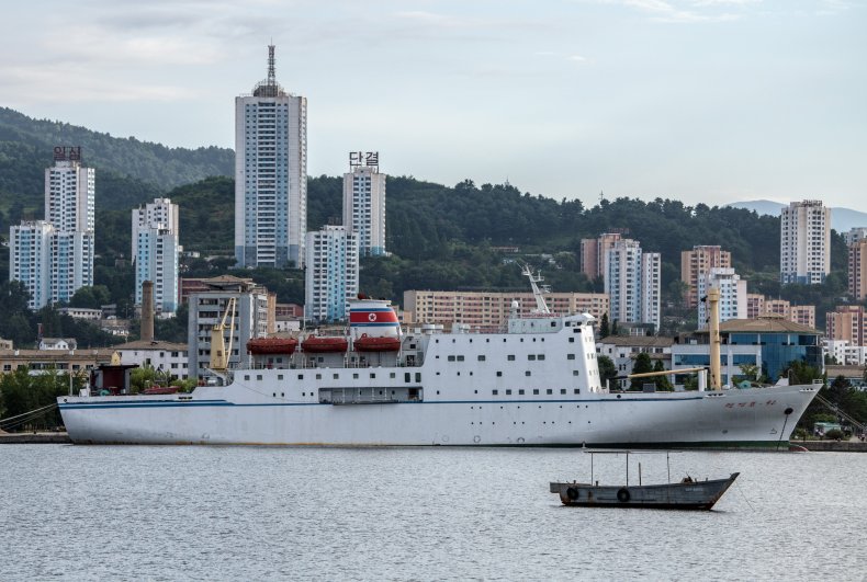 north, korea, wonsan, resort, town, boat