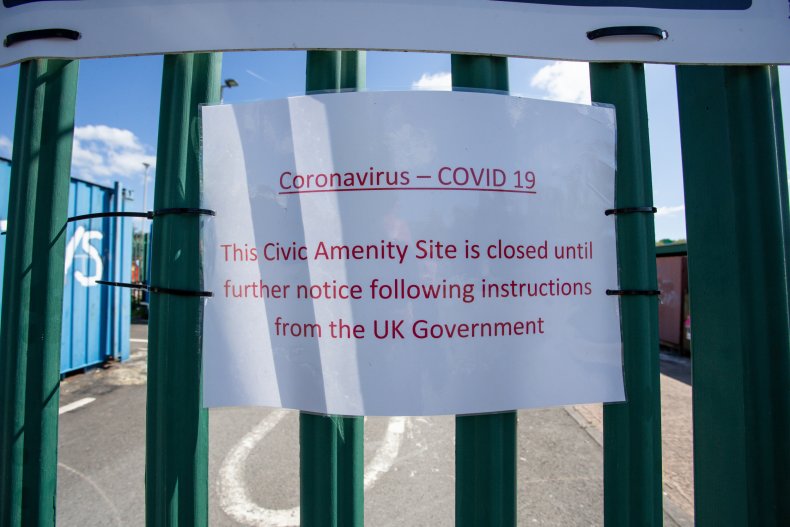 Coronavirus closure sign in U.K.