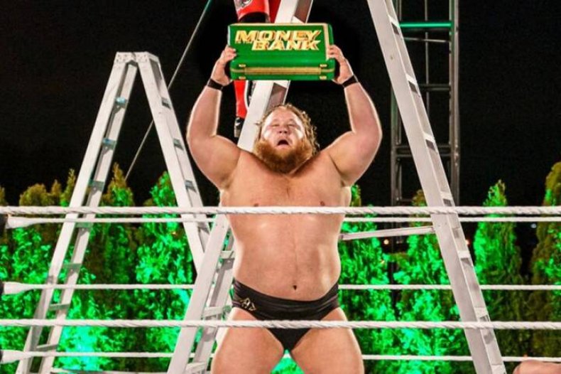 wwe otis wins mitb ladder match wwe otis wins mitb ladder match