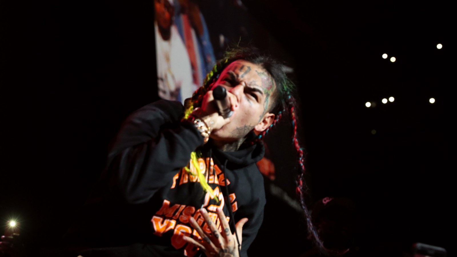 Here Are All The People Tekashi 6ix9ine Is Feuding With And Why They Re Beefing