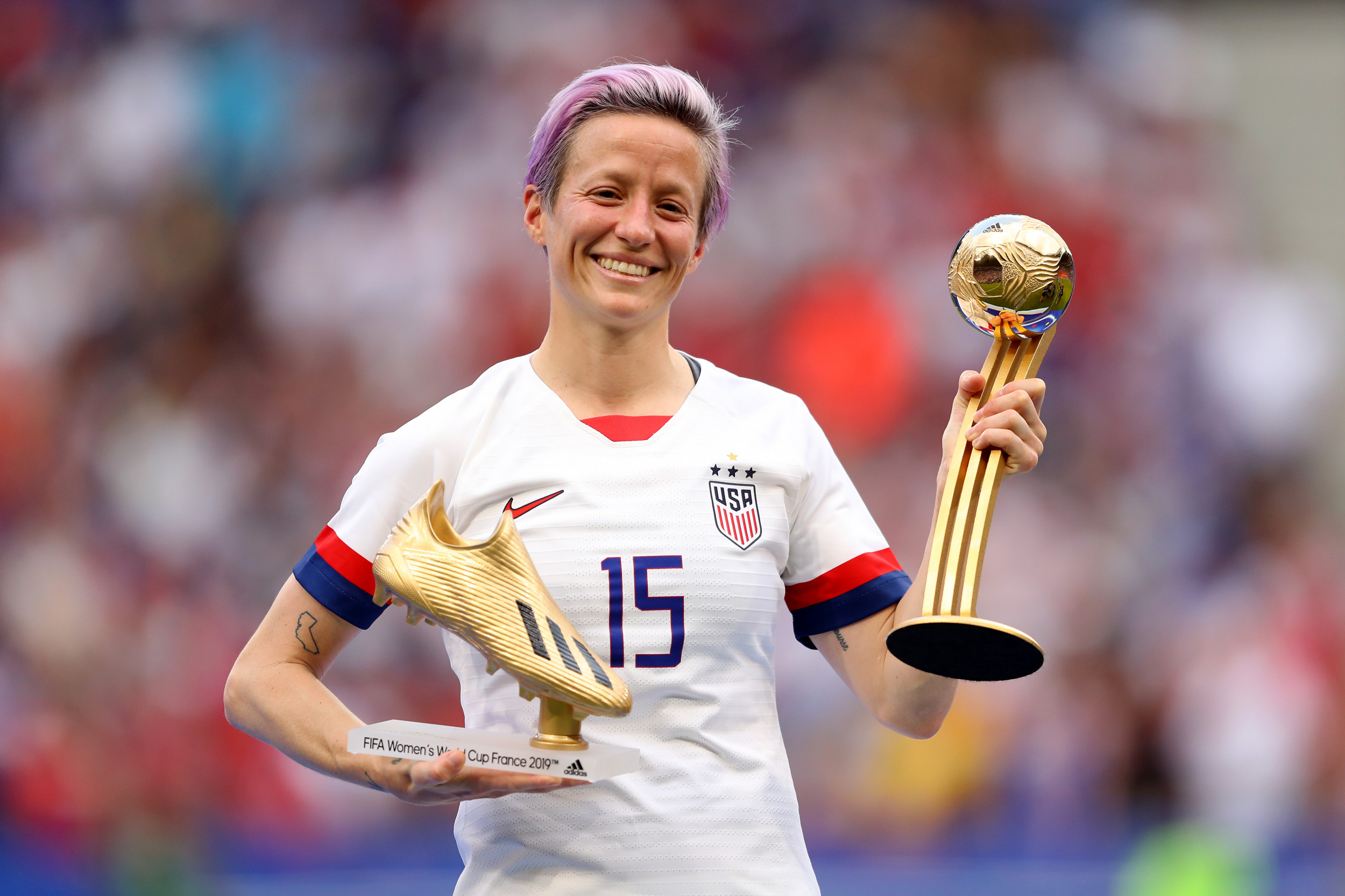 Megan Rapinoe A Champion On And Off The Pitch Breaking The Lines 