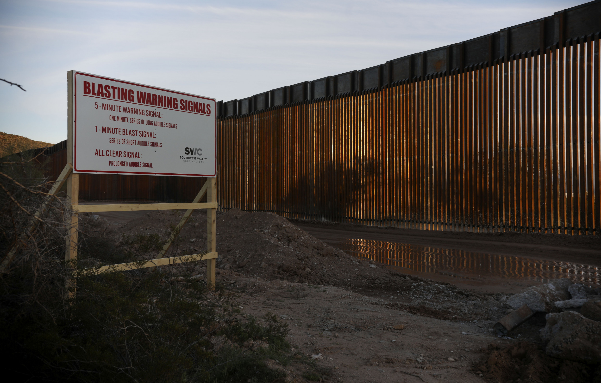 Donald Trump's New Border Wall Contract Will Cost More Than $30 Million ...