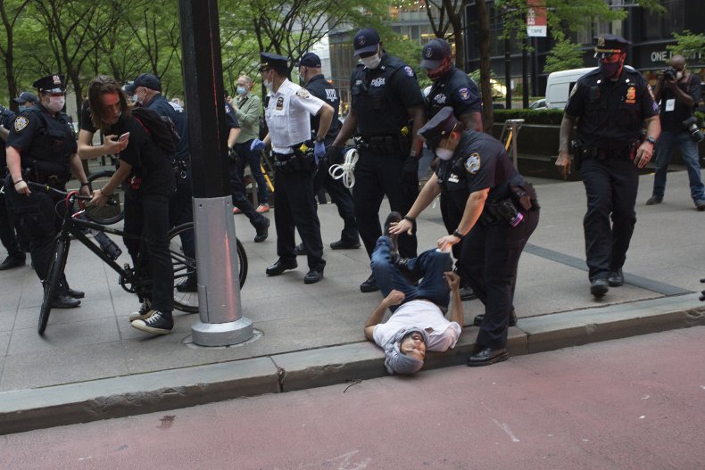 New Yorkers demonstrate against the killing of George Floyd by a Minneapolis police officer