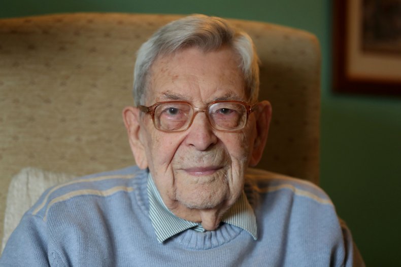 Robert Weighton was the world's oldest man Robert Weighton was the world's oldest man