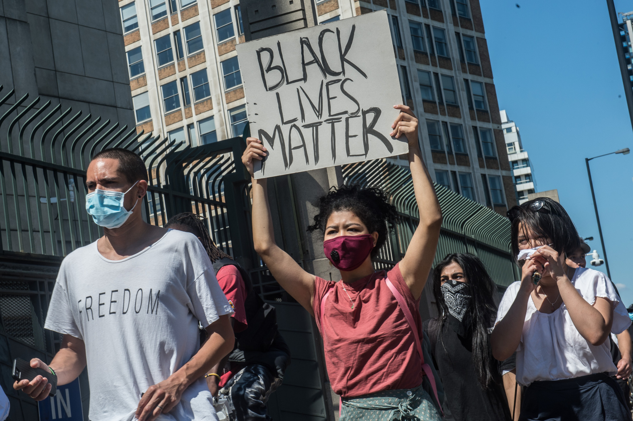 Why Has #BlackLivesMatter Been Flooded With Blank Screens? - Newsweek