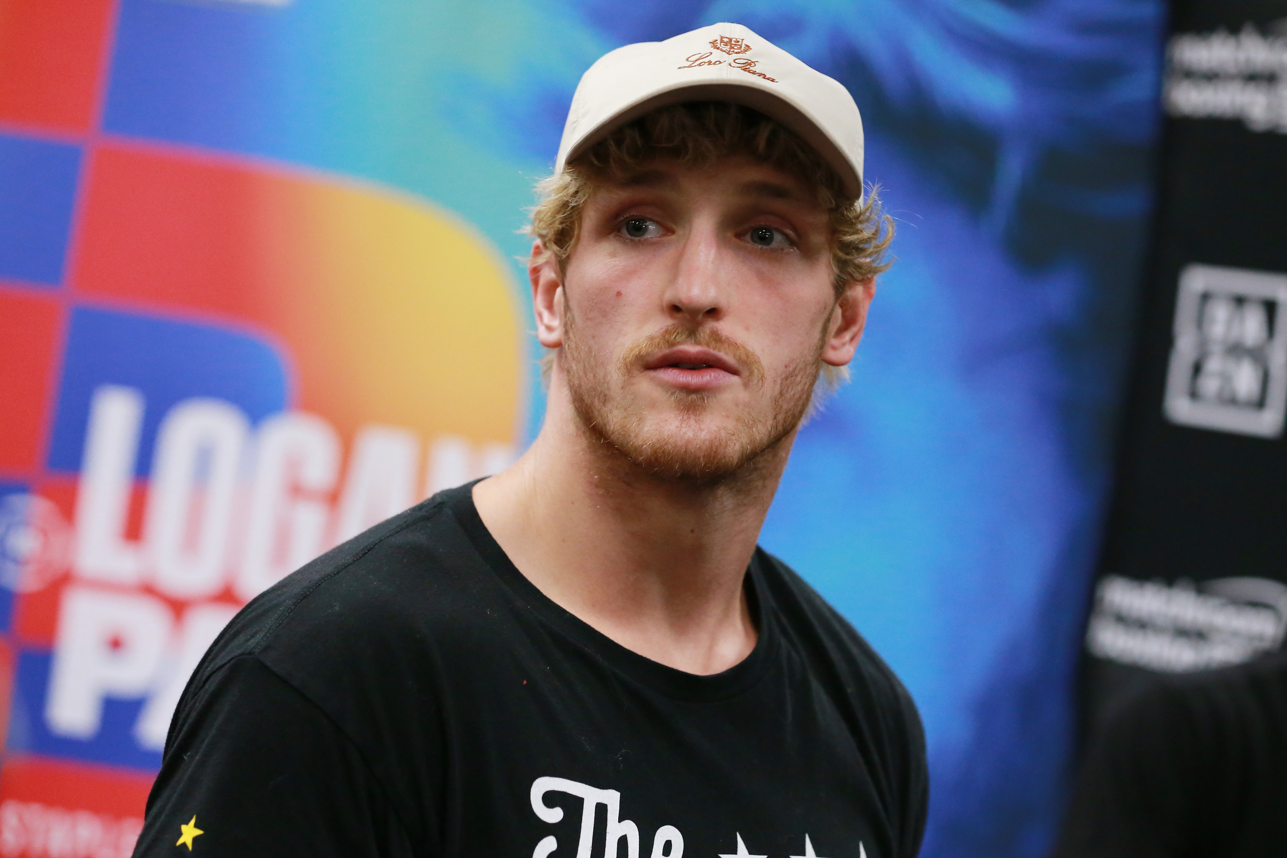 is logan paul a flat earther