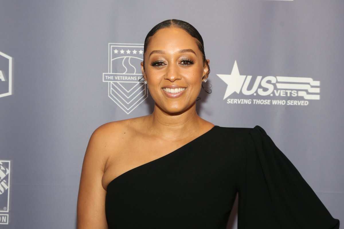 What Tia Mowry Learned About 'Privilege' While Watching Her Mother Be Discriminated Against at the Height of 'Sister Sister' - Newsweek