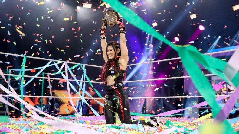 wwe nxt takeover house io shirai wins