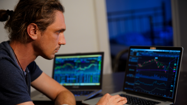 Newsweek Amplify - Dividend Based Options