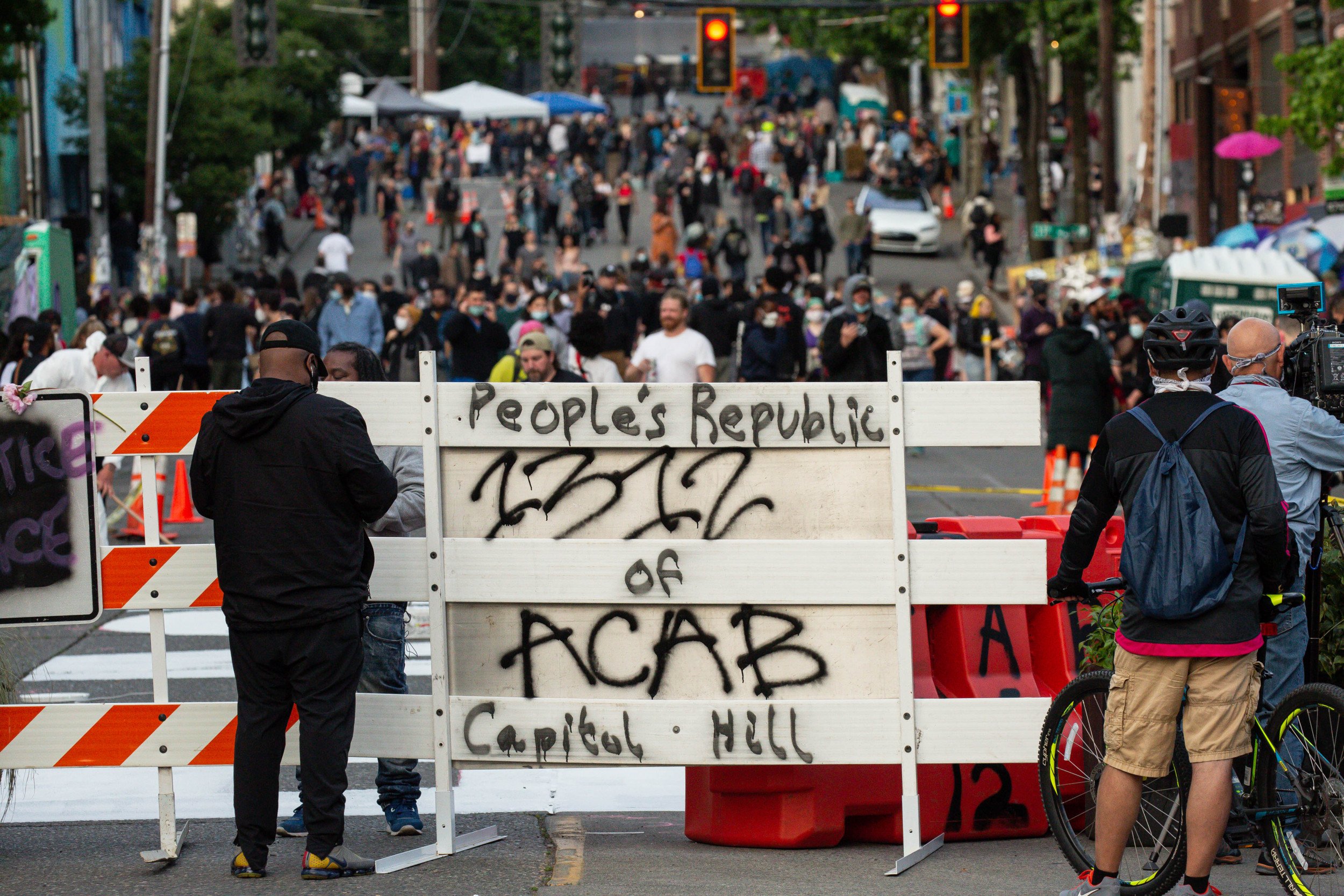 Seattle's Capitol Hill Autonomous Zone, Where Protesters Have Taken 