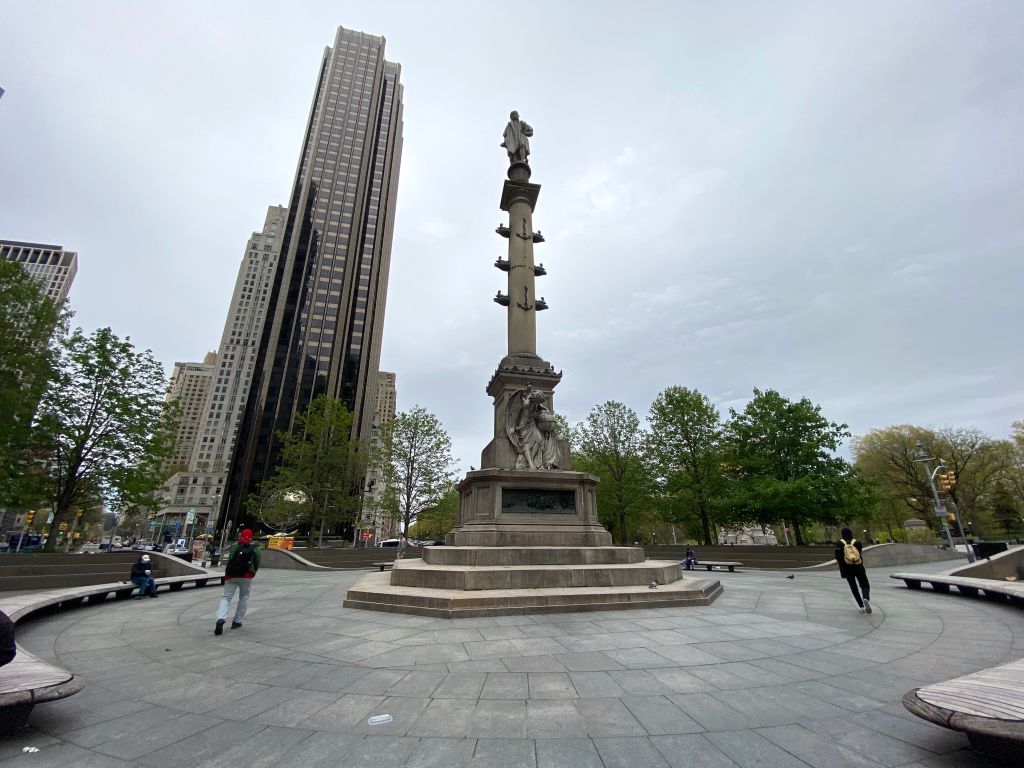 Thousands Call for Renaming New York s Columbus Circle as Governor