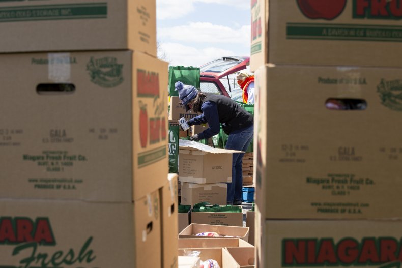 Volunteer coronavirus food bank