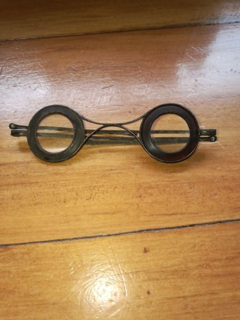 antique glasses antique glasses