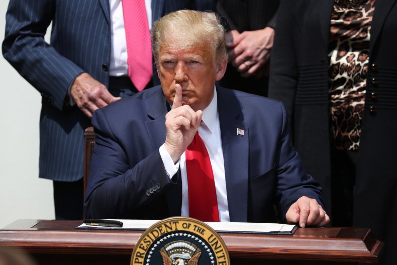 trump disapproval rating coronavirus response