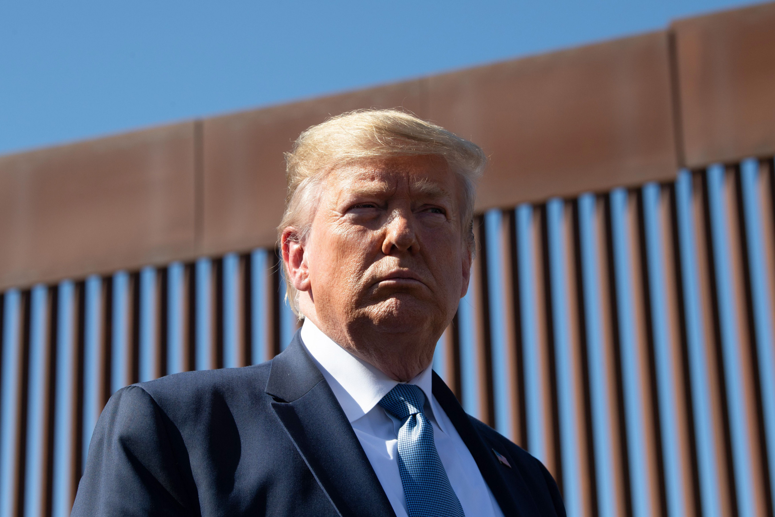 At 200 Miles Completed Donald Trumps Border Wall Is Way Off Track Newsweek