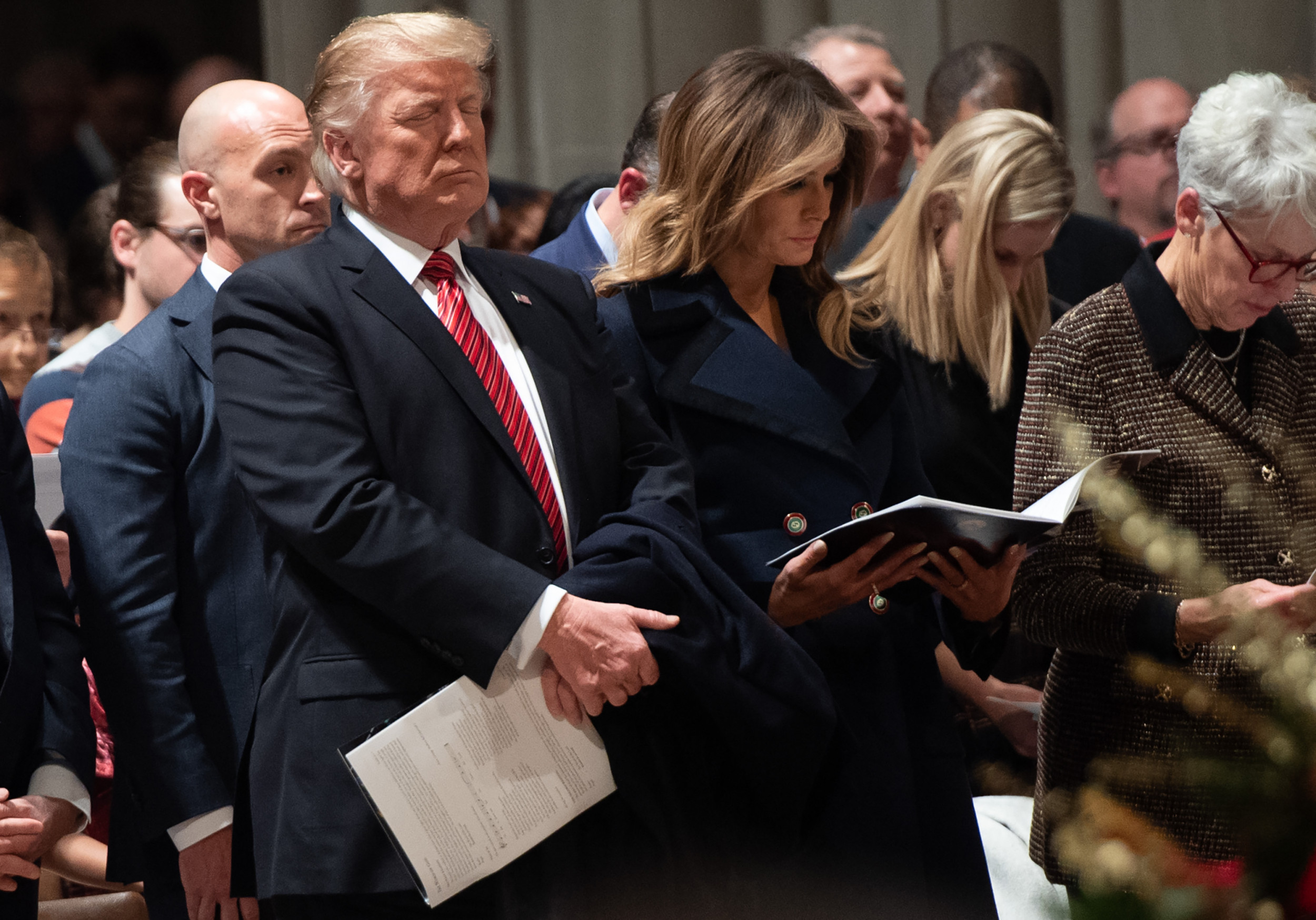 Vast Majority Of White Catholics, Evangelicals Support Trump Over Biden ...