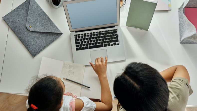 Newsweek AMPLIFY Ultimate Guide to Back-to-School Shopping