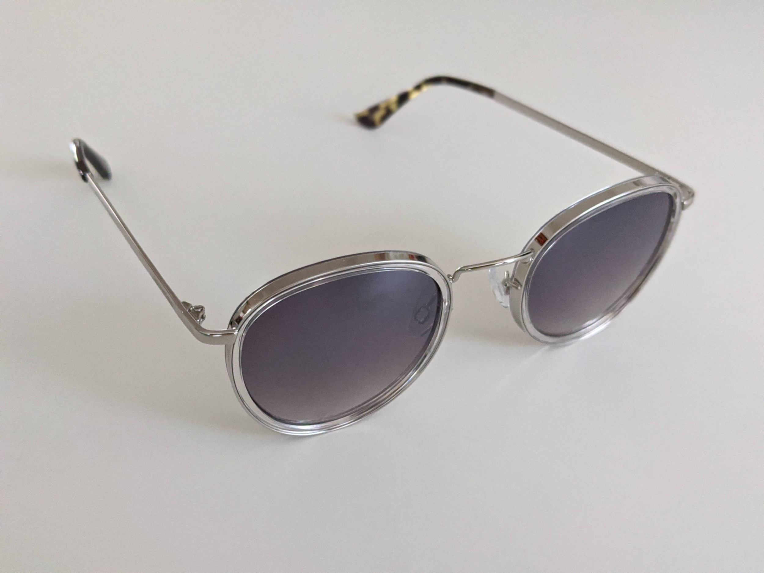MessyWeekend Sunglasses Review: Stylish Sunglasses at Dollar-Friendly ...