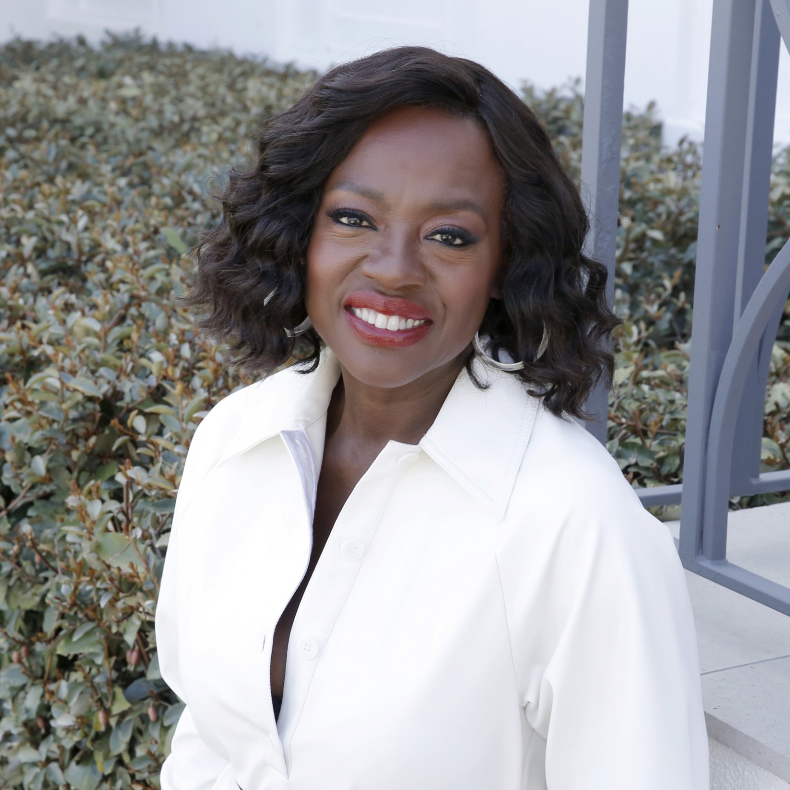 Viola Davis Is The Black Meryl Streep But She Earns Less And Fans Are Angry