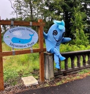 whale-park-mascot