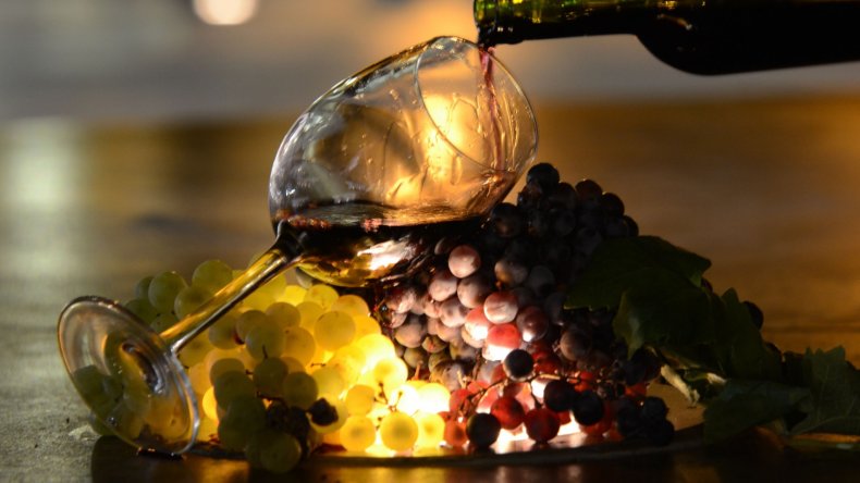 Newsweek AMPLIFY Wine Club Delivers Award-Winning Bottles