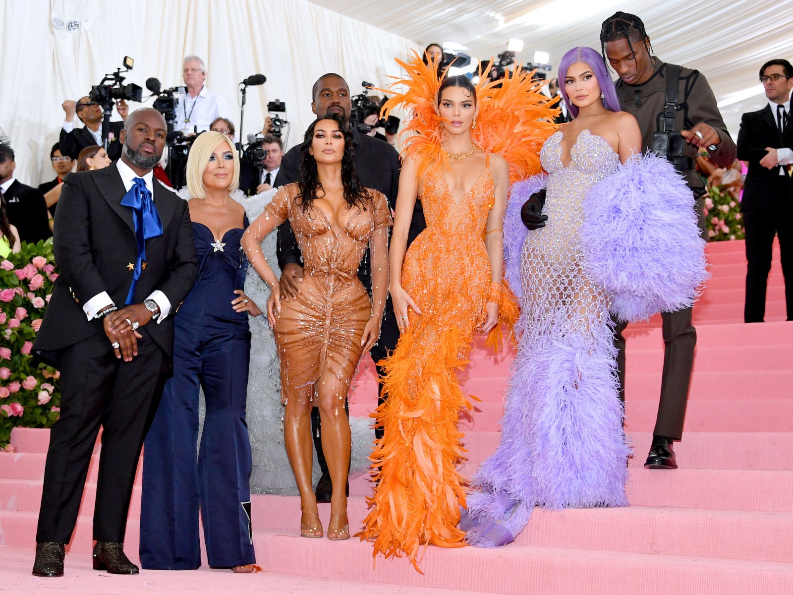 Kim And The Kardashians Have Stayed Silent On Kanye West S Presidential Run