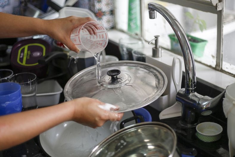 Dish washing