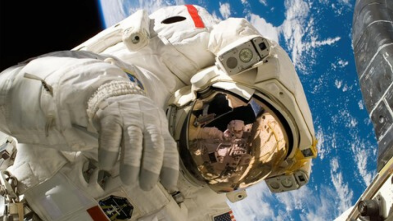 Newsweek Amplify - Rocket Propulsion