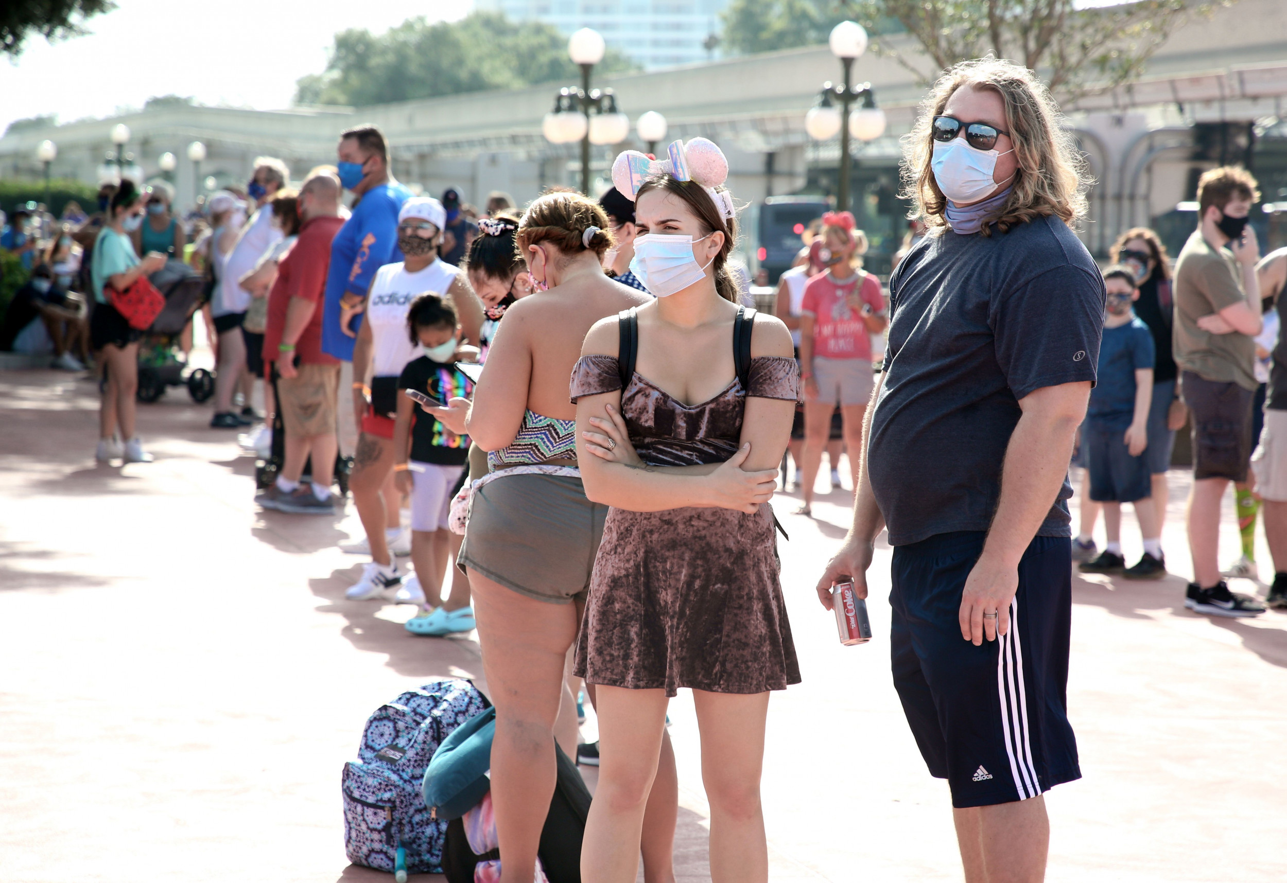 florida-anti-mask-activists-give-free-meals-to-people-without-masks-as