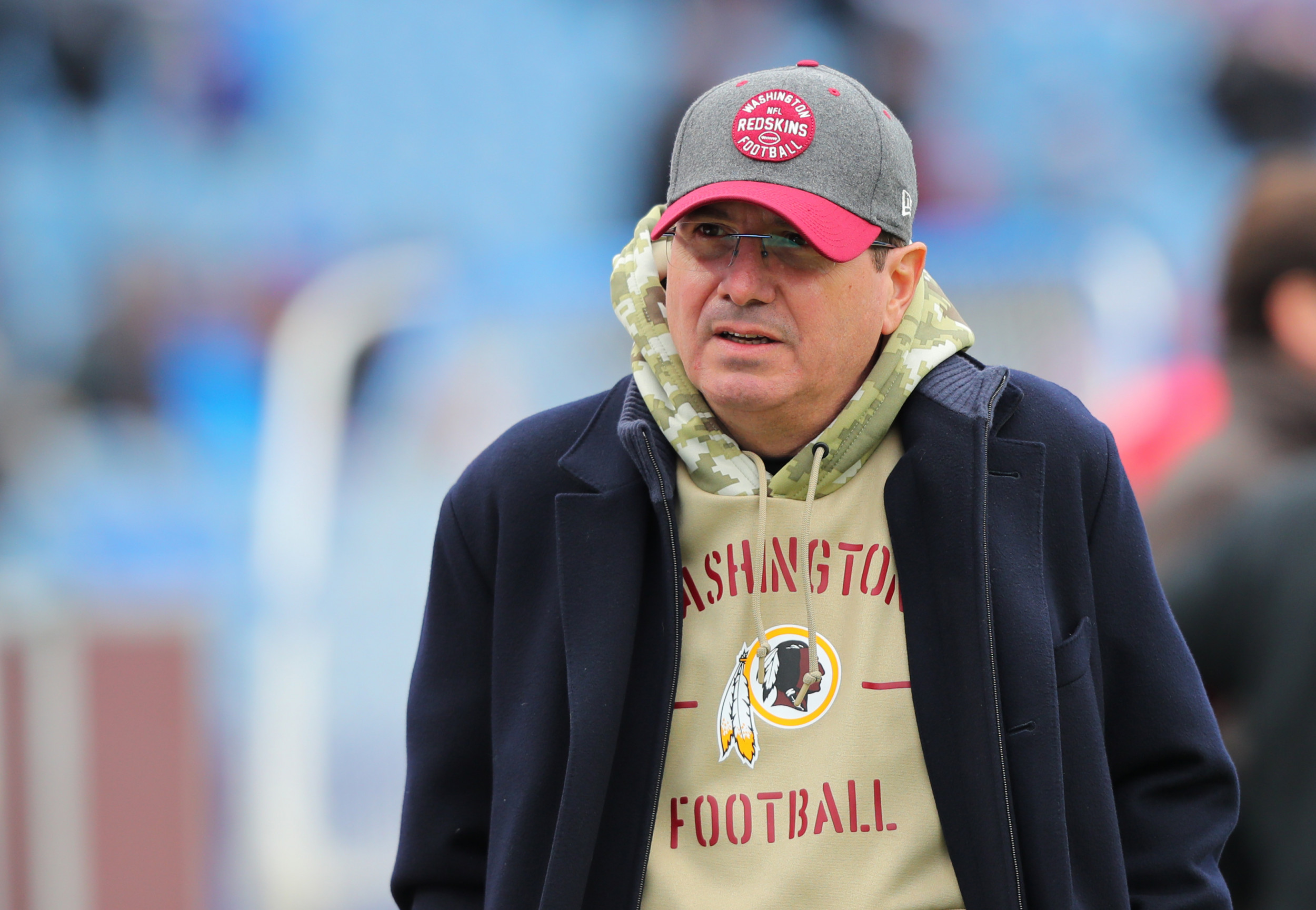 Daniel Snyder Bellows in Comic Opera of the Redskins - The New York Times