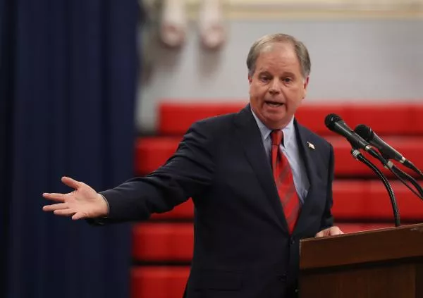 doug jones vs tommy tuberville polls
