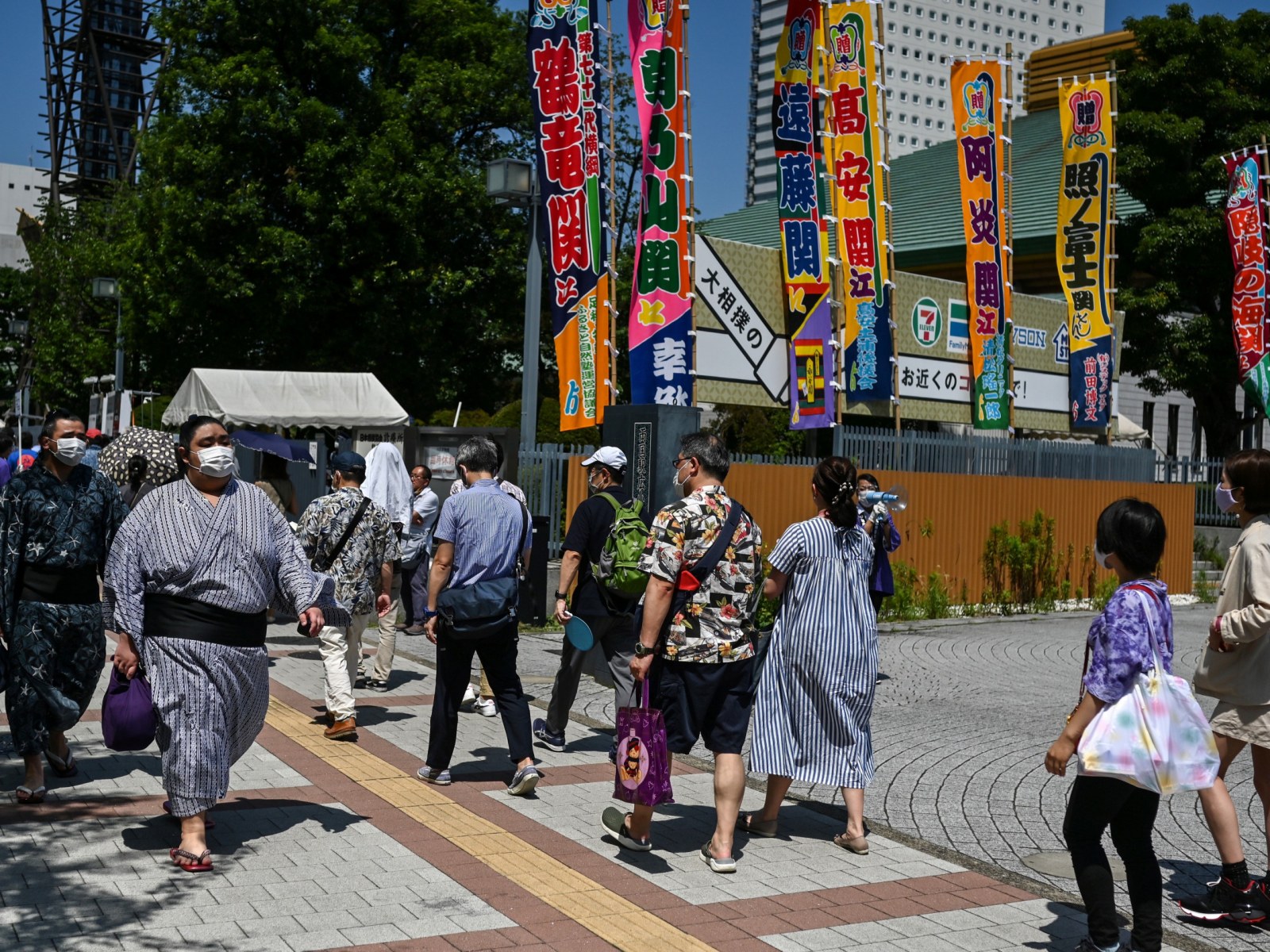 Japan Holds Sumo Tournament After Praying For Success Amid Coronavirus Risk Japan Holds Sumo Tournament After Praying For Success Amid Coronavirus Risk