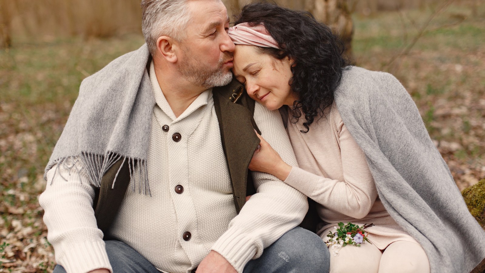 Best Senior Dating Sites for Meeting Singles Over 50, 60, or 70+