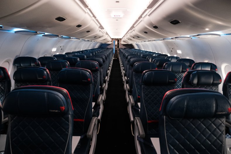 Delta plane Delta plane