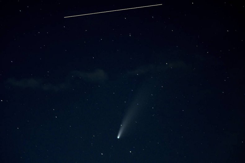 comet-neowise-ISS