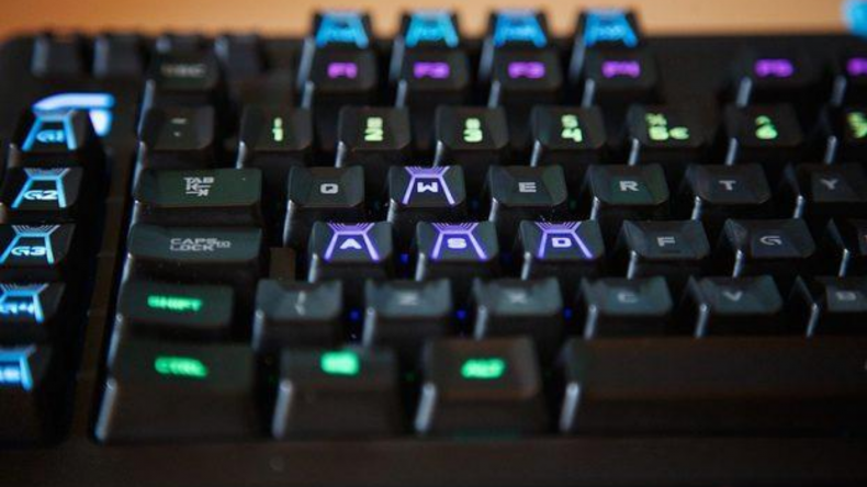 Newsweek Amplify - Gaming Keyboard Newsweek Amplify - Gaming Keyboard