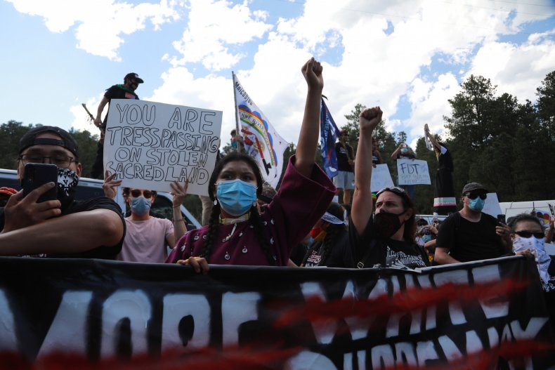 native-american-rushmore-protests