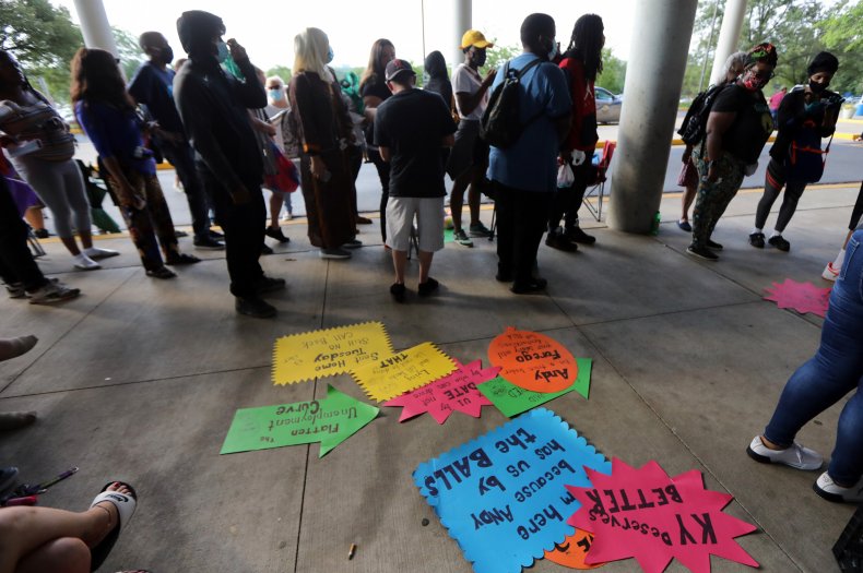 Getty Images Unemployment Line