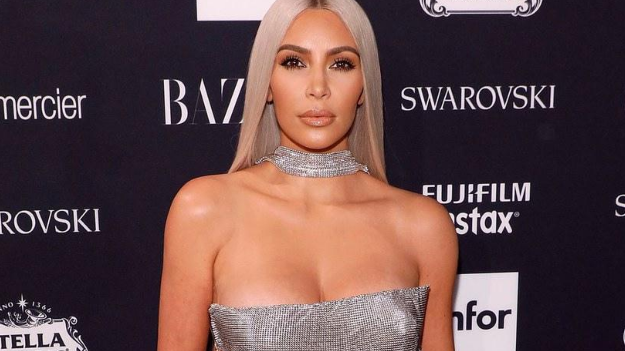 Dress Like Kim Kardashian Without Breaking Your Budget: 10 Looks