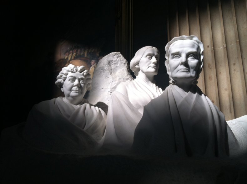 Portrait Monument