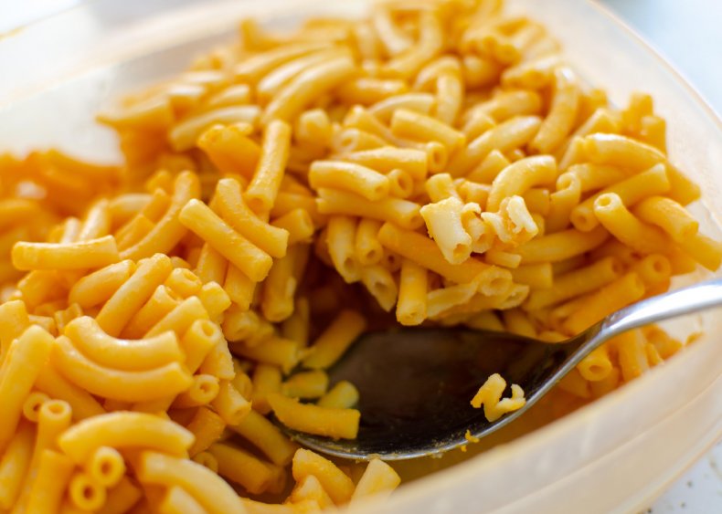 1937: Kraft creates boxed mac and cheese